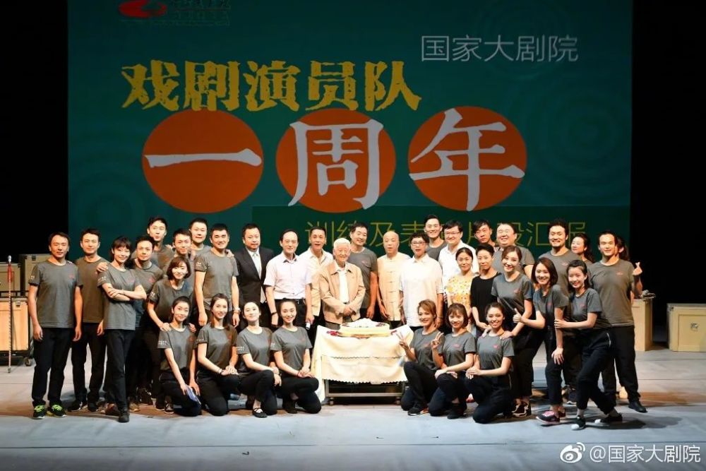 朱一龙|“隐婚生子”错了吗？