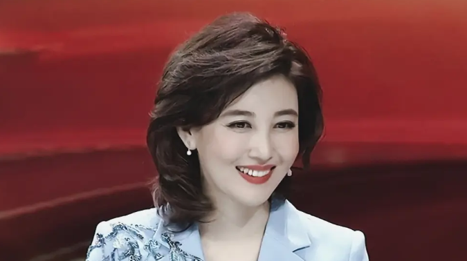 然而就因为失言事件发生后已经有一段时间没看到李红了,莫非李红因此