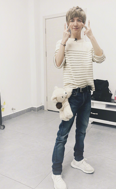 郭敬明和李成儒再次起冲突,在陈凯歌眼里不过是"过家家"罢了