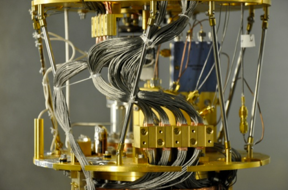 量子计算机|量子计算与普通计算有什么不同，为什么它会那么快