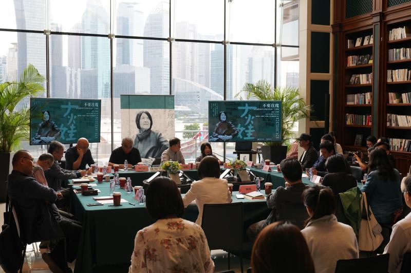 灰娃|可能是中国最神秘的女诗人，93岁灰娃在上海：我的诗就是心电图