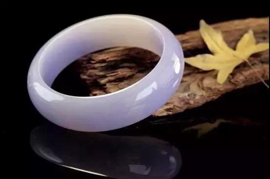 翡翠|翡翠为啥能在中国经久不衰