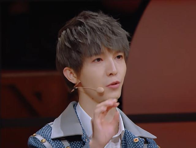 郭敬明|黄奕被指看人给眼色，郭敬明点评满脸不屑，陈凯歌点评却笑脸迎合