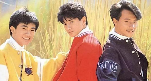 陈志朋|陈志朋商演太尴尬！卖力演唱台下却无人捧场，曾人气爆棚红极一时