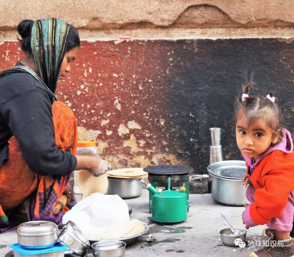 新娘|在印度，娶一个女生能拿多少彩礼钱？