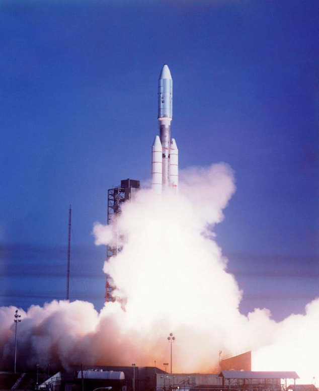 太阳系|180亿公里，探测器在太阳系边缘受阻力，人类无法飞出太阳系？