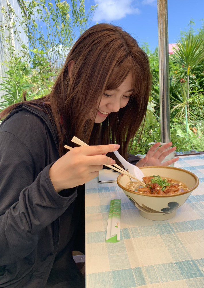 假面骑士圣刃男主化身骑士王二骑超强爆发父慈子孝成亮点