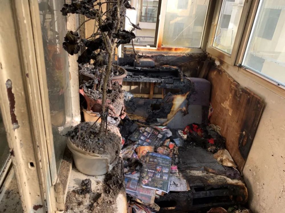 西宁一位86岁老人被困,意识模糊……_腾讯新闻