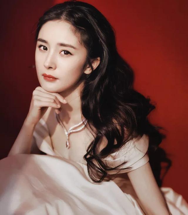 中国电视金鹰奖|金鹰节不再设奖项，杨幂瞬间尴尬，没做过女神唯一拿过的奖也取消