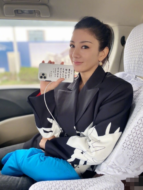 黄奕|黄奕晒陈凯歌三年前写给自己的诗，发长文回应争议：咱凭演技说话