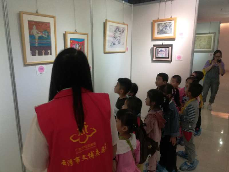 展览|“艺”心抗疫！云浮举办“以艺抗疫”文艺作品展