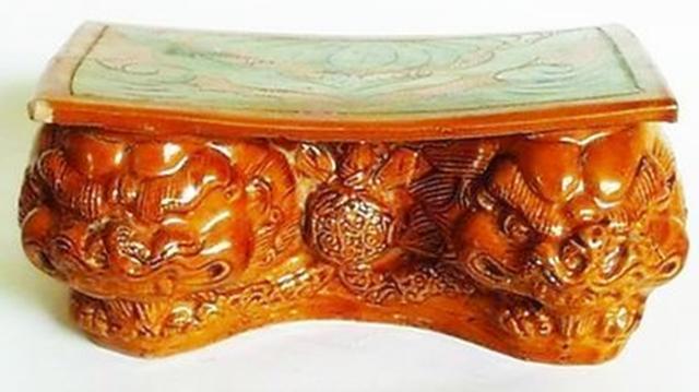 考古|为死人准备的瓷枕，为何却成了活人的床上用品？有一个功能很重要