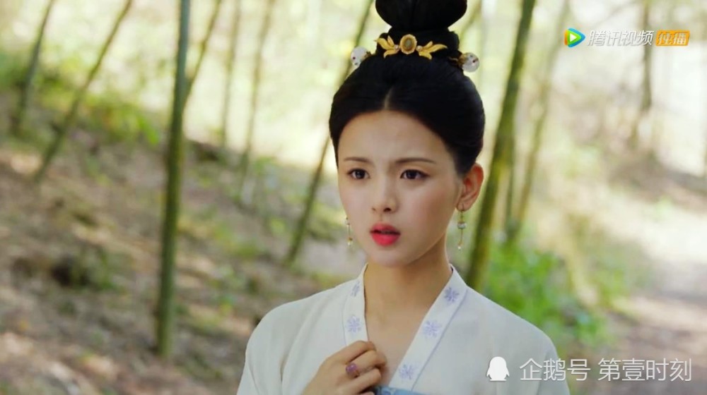 董若萱|长安诺：杨超越饰演的董若萱在第44集终于上线了，她是新安王之女