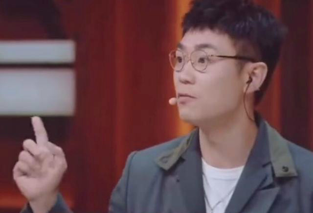 大鹏|大鹏站队郭敬明，diss李诚儒，遭吐槽不专业，网友求换主持人