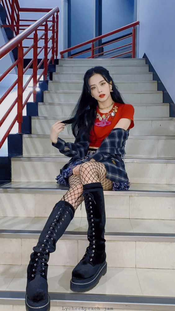 blackpink今日look,朴彩英篮球宝贝,jennie贝雷帽绝美