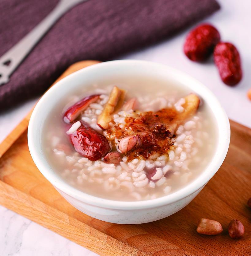 桂花飘香的季节教你在家做这道桂花粥香甜滋润养颜好喝