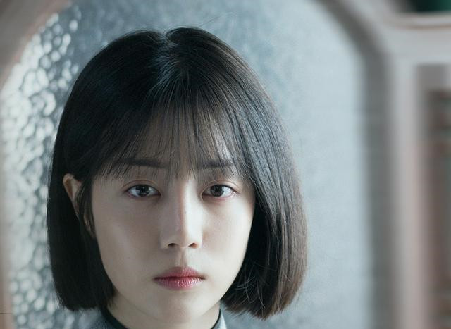 《瞄准》是黄轩,陈赫,杨采钰,李溪芮等主演的年代动作剧,当然也是谍战