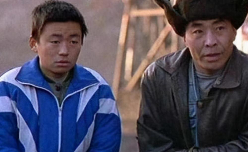 王宝强|王宝强心酸成名史，别人找他拍戏时，他还在工地做小工