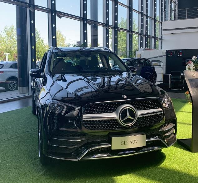 2021款奔驰gle来袭!4款车型,能否"撩动"消费者?_腾讯新闻