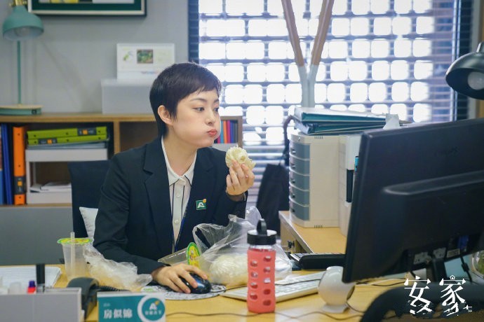 孙俪|孙俪拍戏多“危险”？导演叫她“疯子”，打不坏别人也能反伤自己