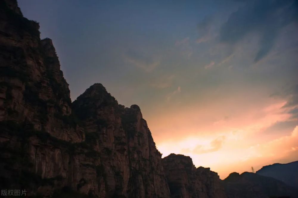 太湖村|房山一渡—铡刀背—澳水尖—加子鞍—上太湖—圣水峪一日穿越攻略