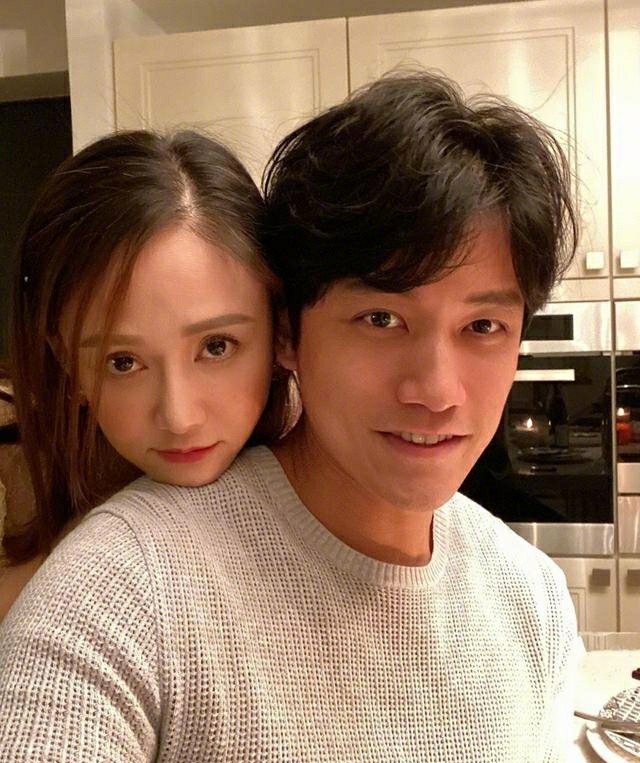 陈乔恩|陈乔恩带男友艾伦回娘家，陈妈拍下二人牵手背影照，可见对准女婿很满意