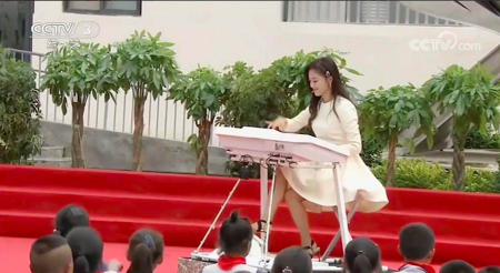 玖月奇迹|玖月奇迹离婚后首同框，全程无眼神交流，网友：还会同台演出吗？