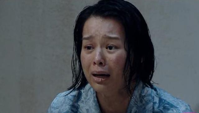 闫学晶|吃瓜日报丨闫学晶已离婚再嫁？王宝强否认与冯清结婚？嘎子哥直播间被砸？