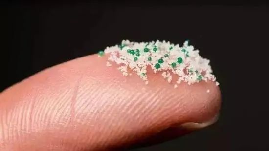 微塑料|可怕！这个有5个英国大的国家：目标让每个人类都能吃上口罩！