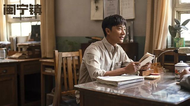 黄轩|黄轩《瞄准》刚播不久，又有一部新剧来袭，主演全是实力派