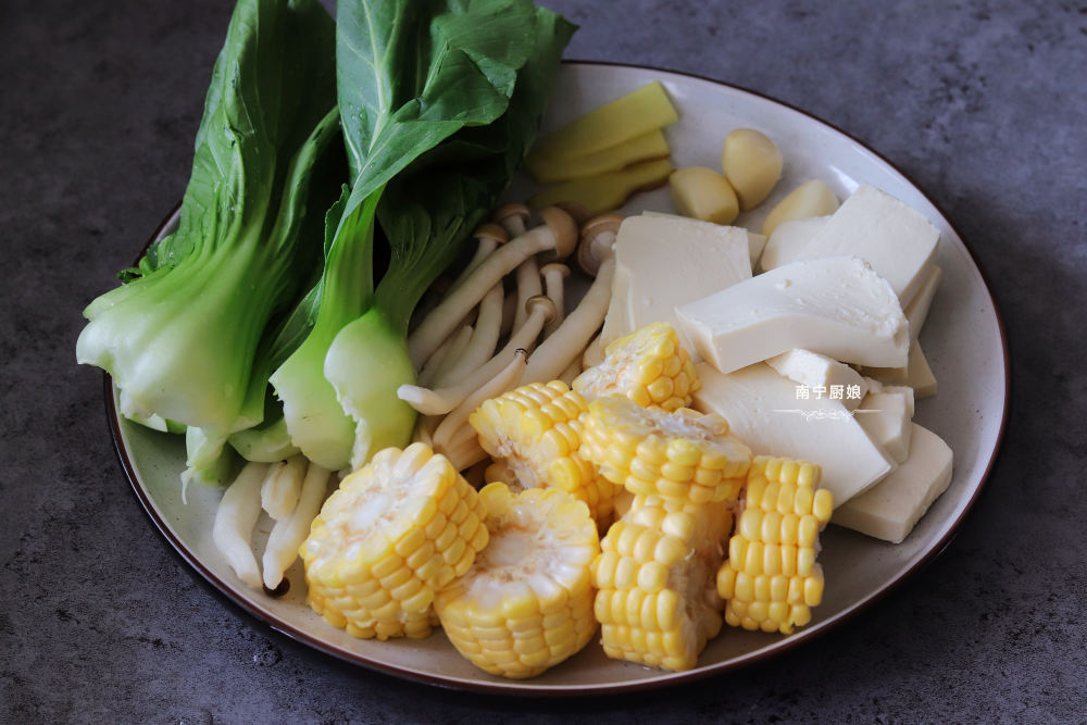 秋天不可错过的三鲜汤,做法简单,营养鲜美低脂,大人小孩都爱喝