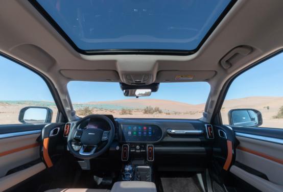 哈弗大狗|北京车展潮遛哈弗大狗！气质让CS75 PULS不得不服！