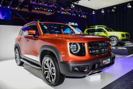 哈弗大狗|北京车展潮遛哈弗大狗！气质让CS75 PULS不得不服！