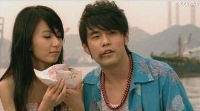 田馥甄|田馥甄新歌剖析37岁爱情观：美满婚姻不过幻想，结婚誓词最讽刺