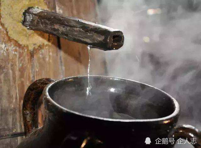 北京|被嫌弃的北京“酒王”，一年狂销上百亿，中国“十大名酒”都干不过它