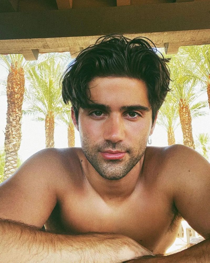 demi lovato|Demi Lovato 前未婚夫请求网友放他一马，不要再攻击他了…