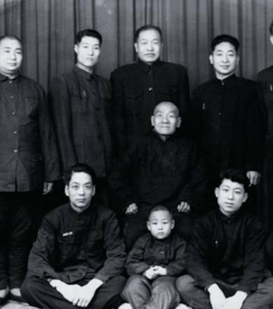 相声界中的相声八德分别指谁?他们对相声有何特殊贡献?_腾讯新闻