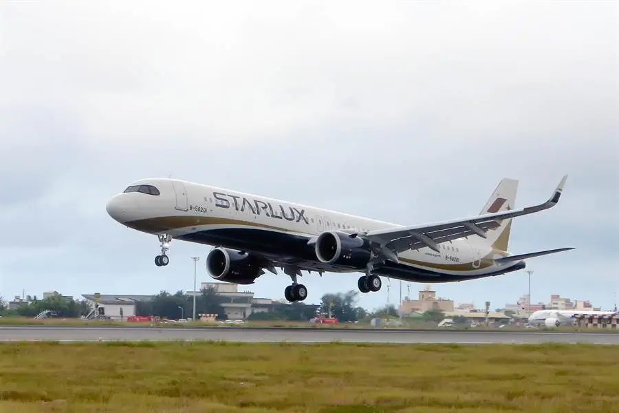 被酸开飞机落不好台湾星宇航空老总反呛你行你上啊