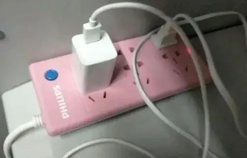 麻烦,在外倒还好,偶尔凑合一两次也就过去了,这不合理的设计要是在家