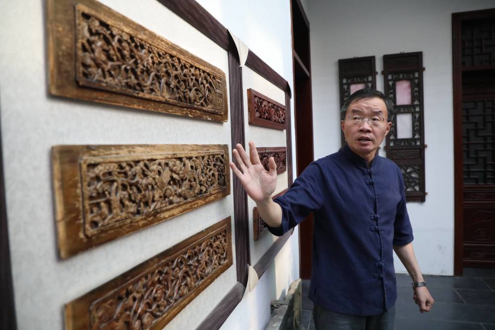 张俊涛|河南大叔用百万祖宅建灯笼博物馆，只为更多人了解这项传统技艺