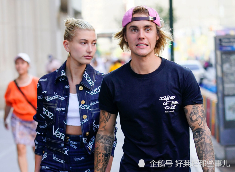 贾斯汀·比伯|比伯“后院起火”！美艳妻子公开支持拜登 岳父却力挺川普