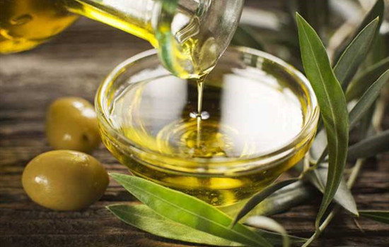 为什么橄榄油晚上用比较好？