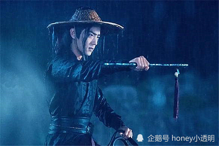 易烊千玺|英雄所见略同？易烊千玺：流量标签不用撕掉！肖战：呈现好作品让大家记住我