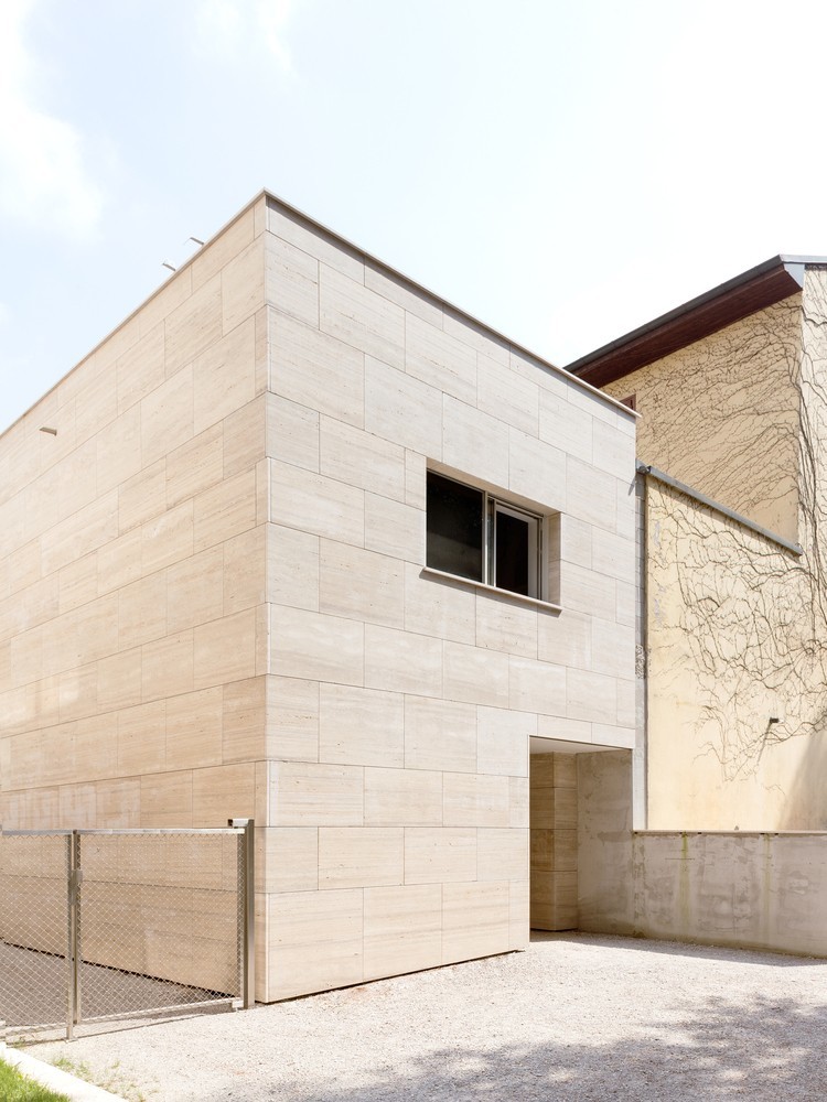 西扎,意大利公寓住宅综合体