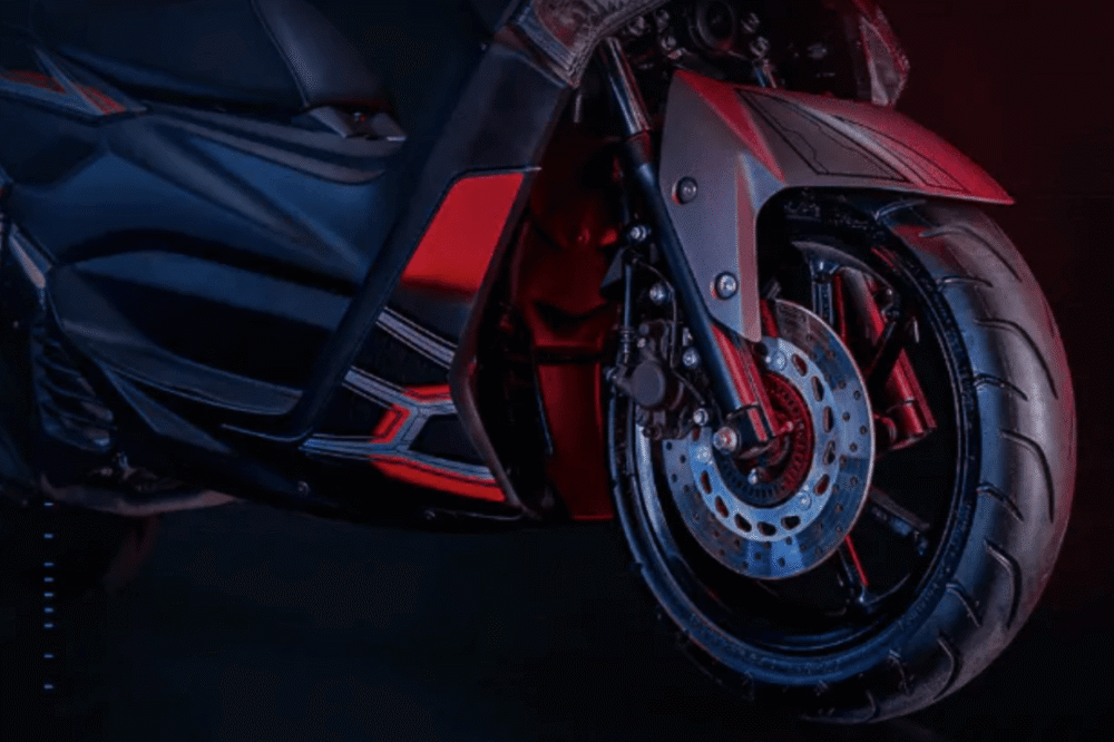 星球大战花色的雅马哈n-max155摩托