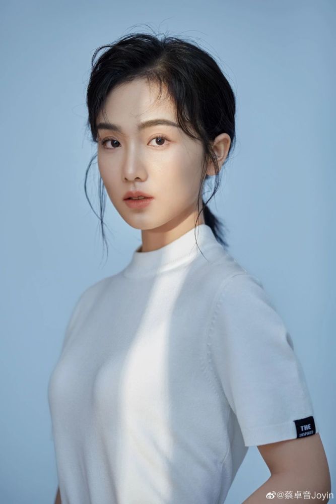 眼神妙反转绝蔡卓音的魅力还不止于此