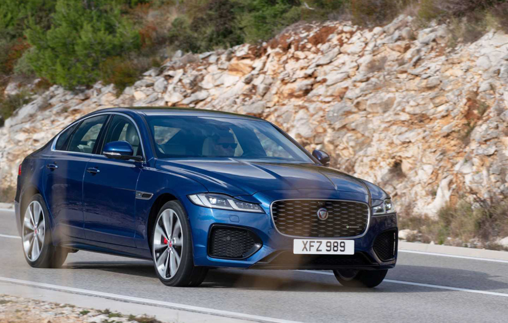 2021款捷豹xf亮相,内饰终于变样,5.8秒破百,要逆袭了_腾讯新闻