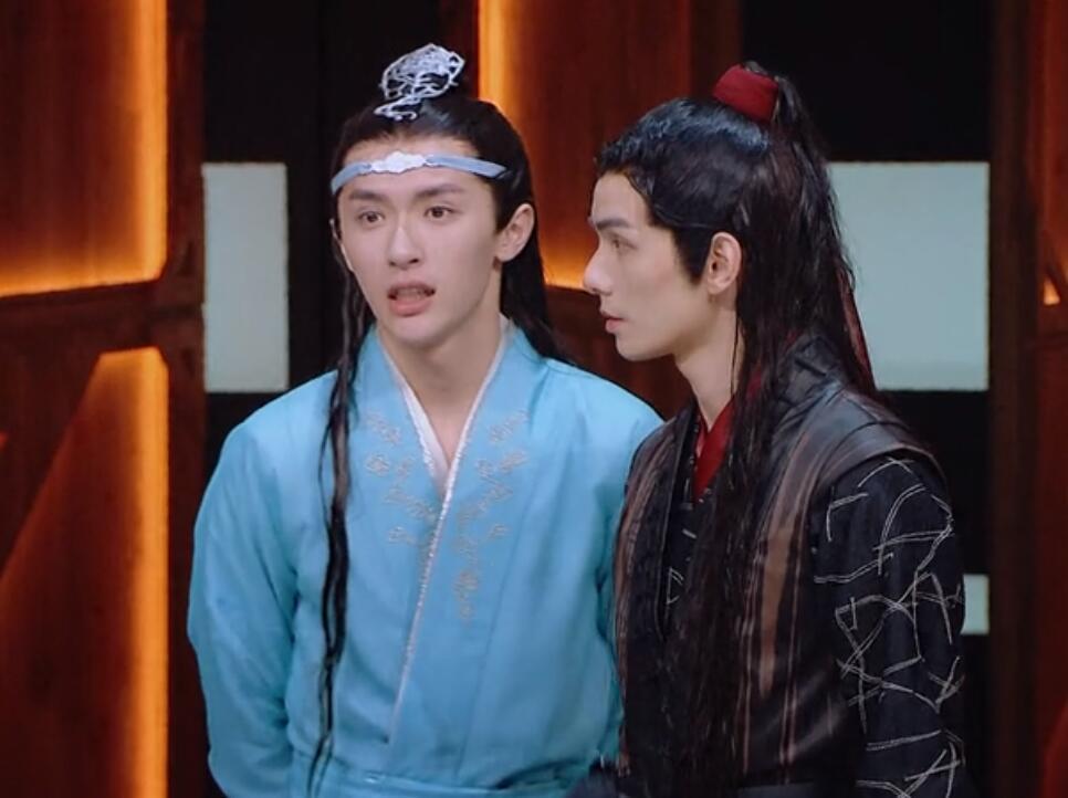 郭敬明|李成儒怼郭敬明的一番话，道出了影视圈被搅得乌烟瘴气的根本原因