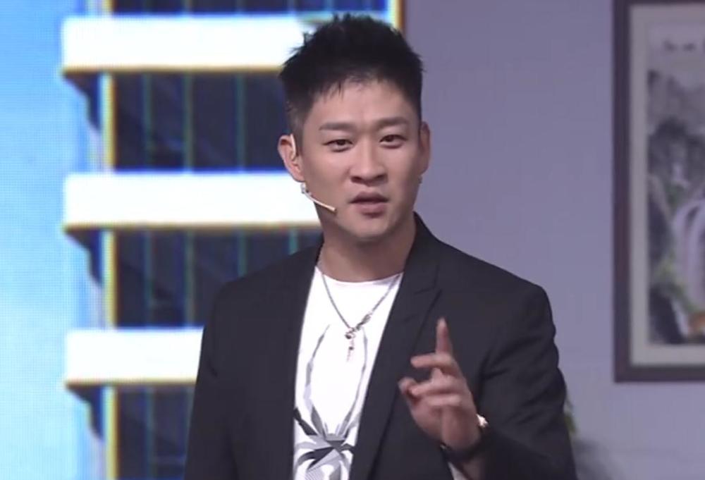 退出德云社的曹云金,上综艺不说相声改演小品,网友的评论太真实