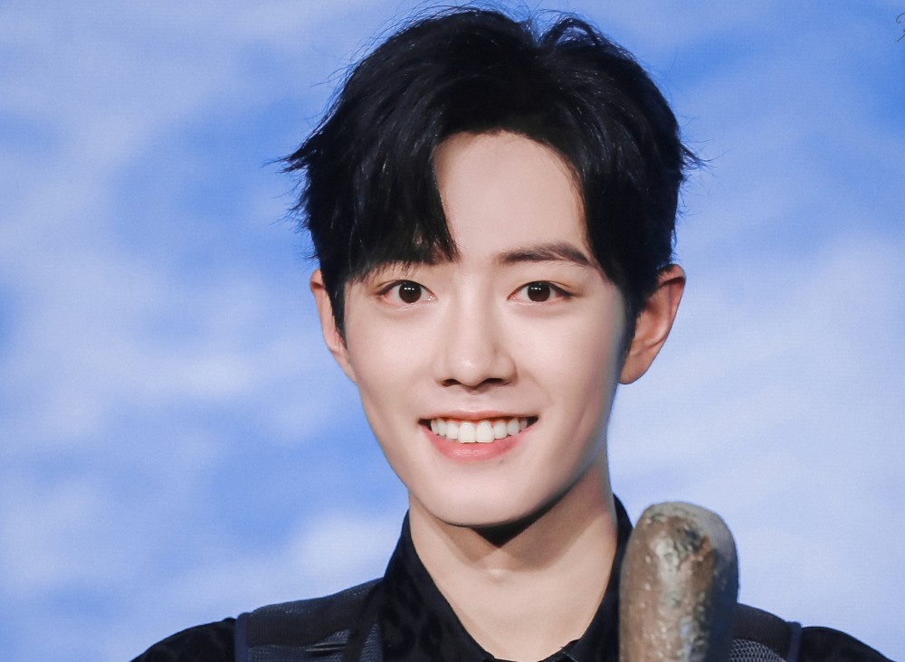 肖战|都是受害者！227事件后肖战不敢公开复工，赞助其节目品牌又被抵制